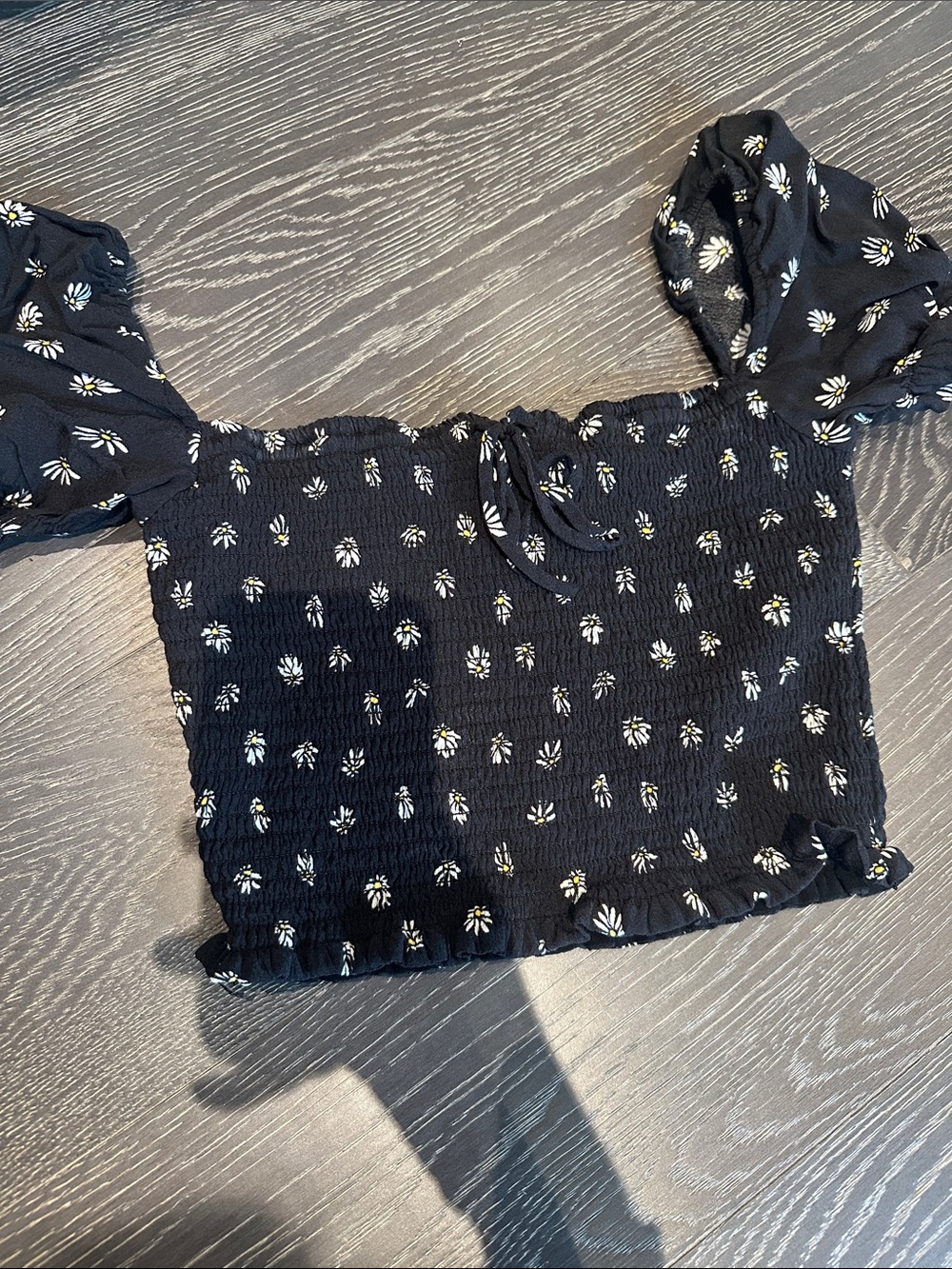Aritzia Black Smocked Floral Puff Sleeve Crop Top